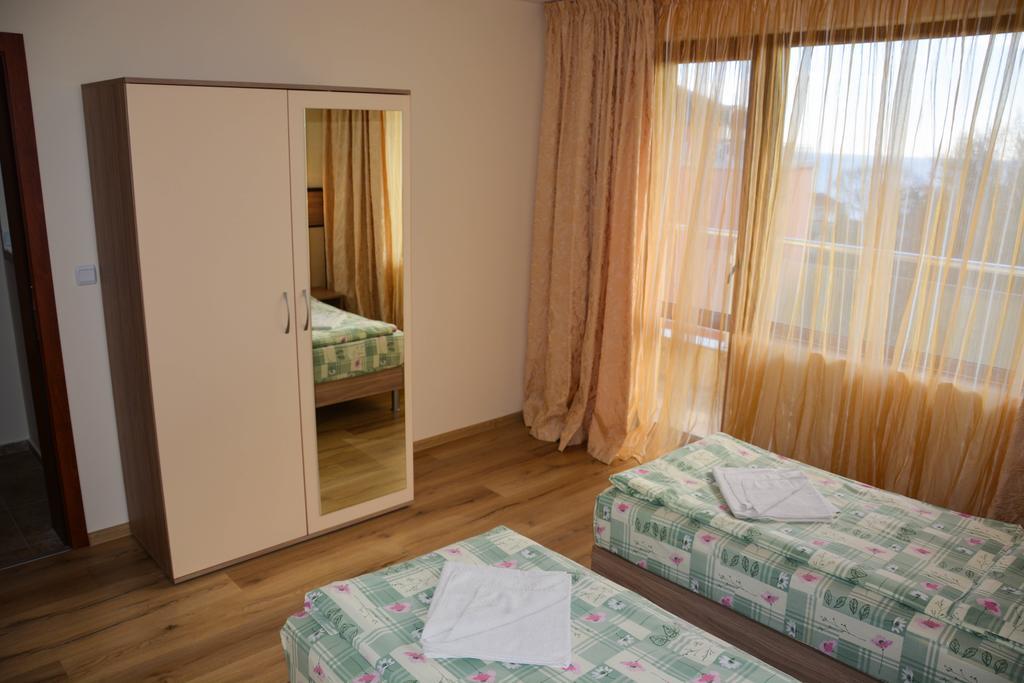 Golden House Apartments Goudstrand Buitenkant foto